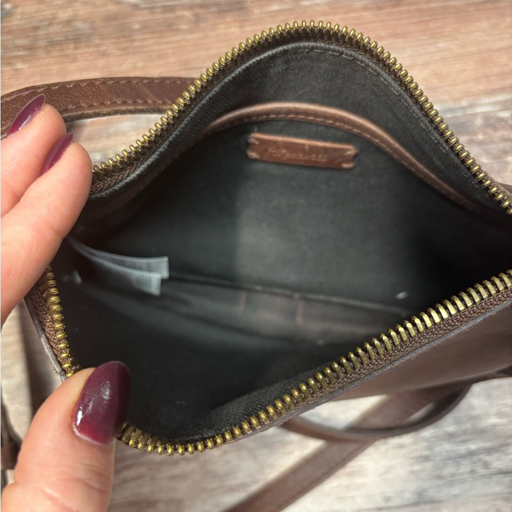 Madewell | VGUC Brown Leather Simple Crossbody Bag Leather Classic Chic Suede - Picture 9 of 13
